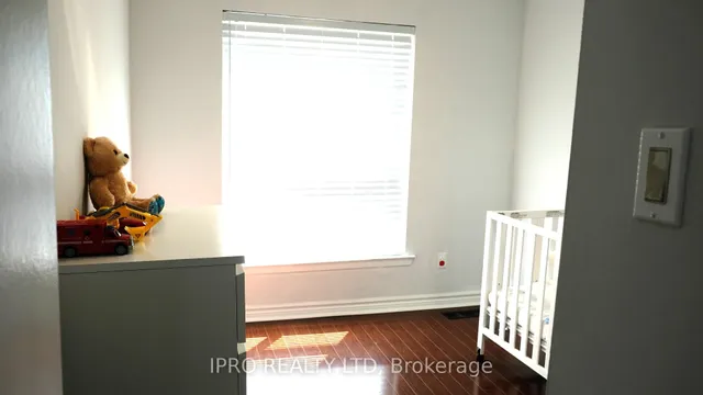 Additional image 8 of 120 Hansen Rd