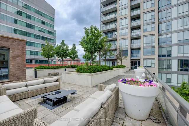 Additional image 42 of 85 Duke St Unit 703