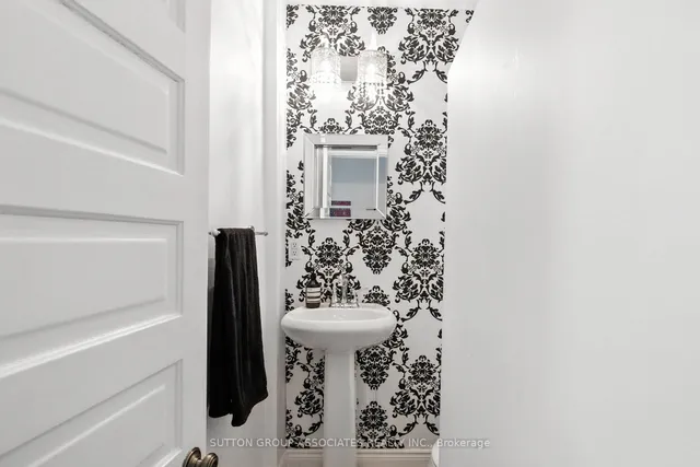 Additional image 16 of 174 Madison Ave