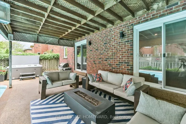 Additional image 43 of 1221 Grandview Dr