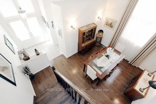 Additional image 4 of 4198 Fuller Cres