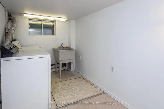 Additional image 36 of 75 Hiawatha Rd