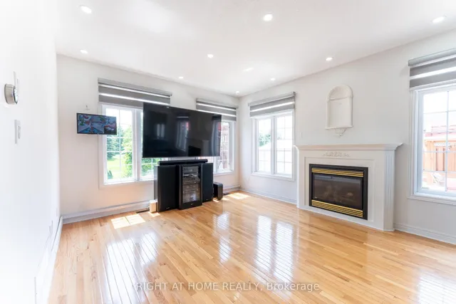 Additional image 9 of 15 Tournament Dr