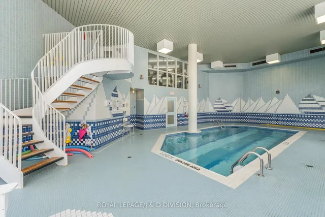 Additional image 32 of 401 Queens Quay Unit 410