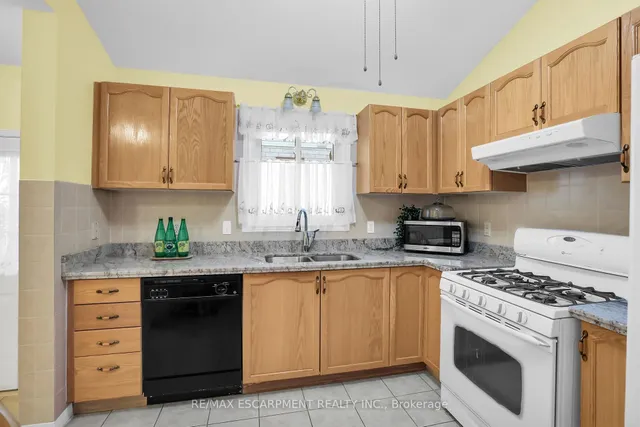 Additional image 7 of 68 Hillcroft Dr