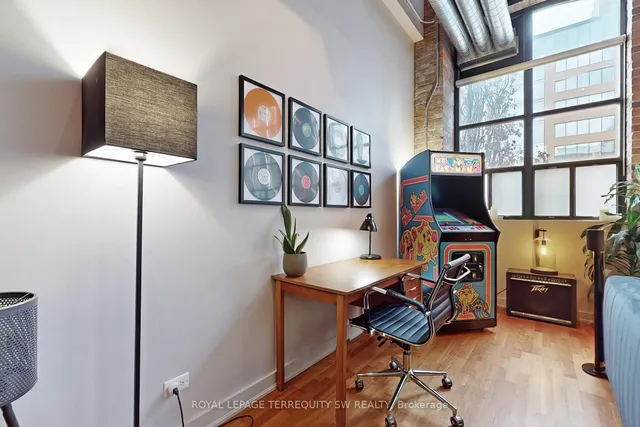 Additional image 13 of 43 Hanna Ave Unit 125