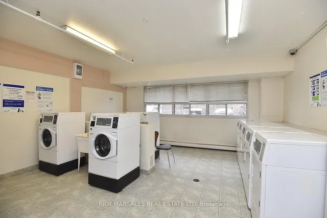 Additional image 32 of 1950 Main St Unit 302