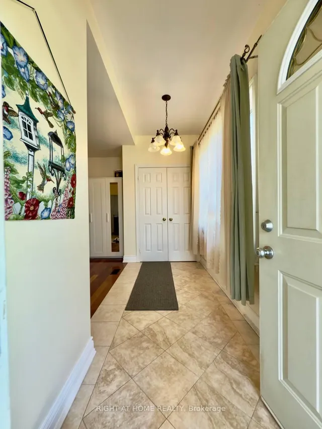 Additional image 4 of 25 Burlingame Rd