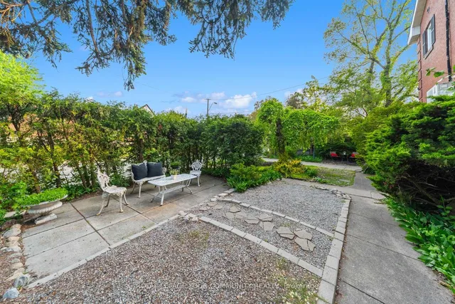 Additional image 6 of 2 Four Oaks Gate