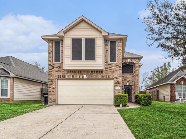 12222 Warrenwood Dr, Houston, TX 77066