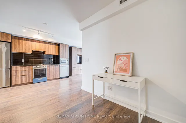 Additional image 11 of 501 Yonge St Unit 3207