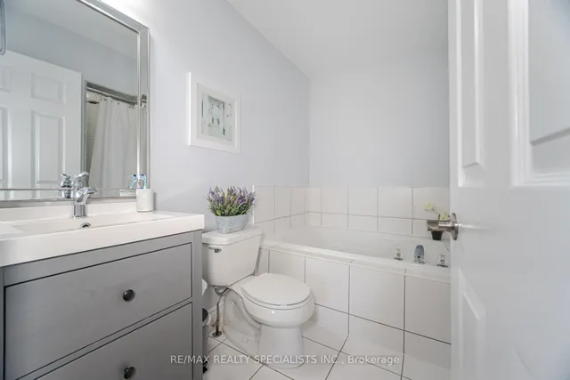 Additional image 29 of 2341 Parkhaven Blvd Unit 13