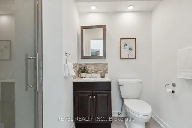 Additional image 14 of 526 Quebec Ave Ave