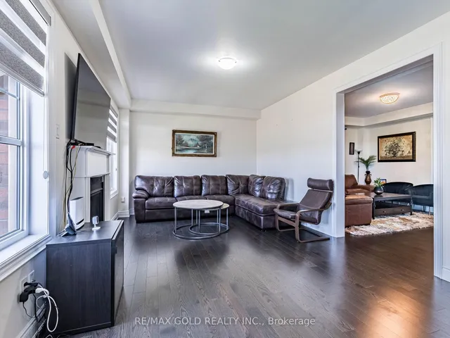 Additional image 10 of 4 Wainwright Dr