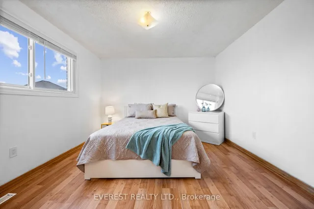 Additional image 19 of 41 JUNIPER Dr