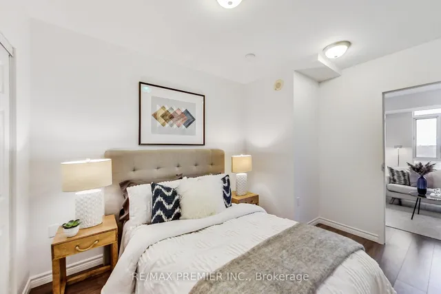 Additional image 27 of 15 Maplewood Ave Unit 1102