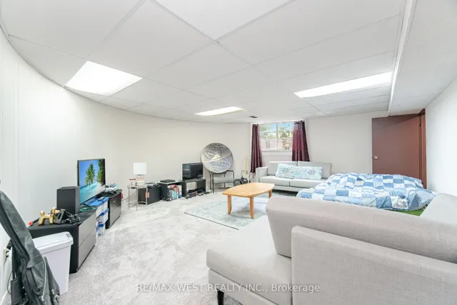 Additional image 27 of 500 Mount Albion Rd