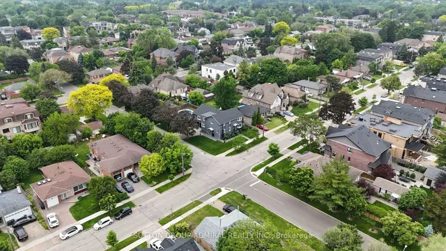 Additional image 48 of 479 Hounslow Ave