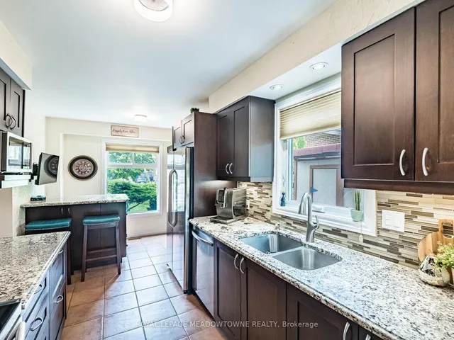 Additional image 20 of 7208 Joliette Cres