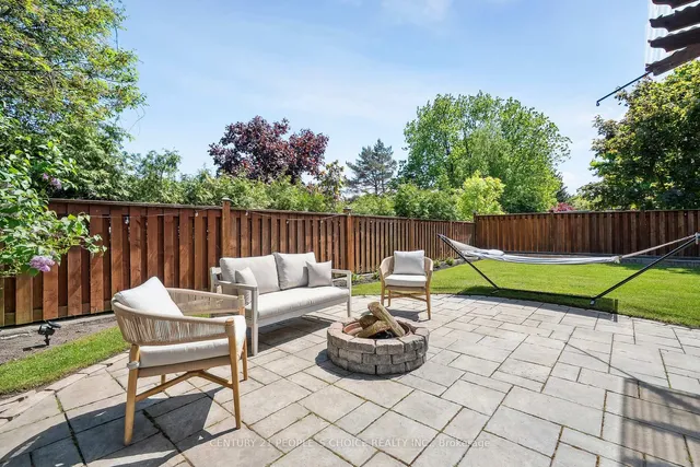 Additional image 46 of 7 Carl Cres