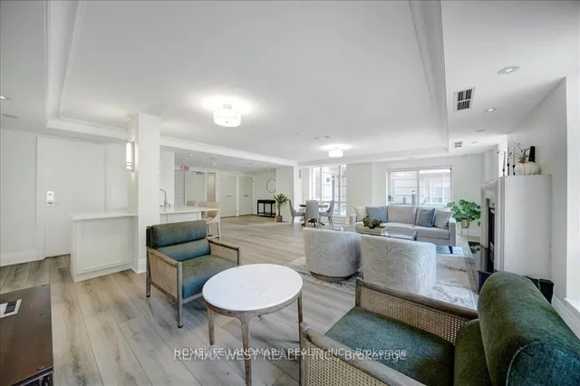 Additional image 5 of 451 Rosewell Ave Unit 404