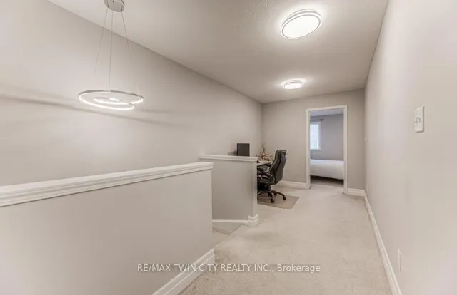 Additional image 26 of 63 GRAND FLATS Tr