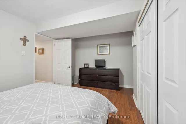 Additional image 32 of 90 Clement Rd