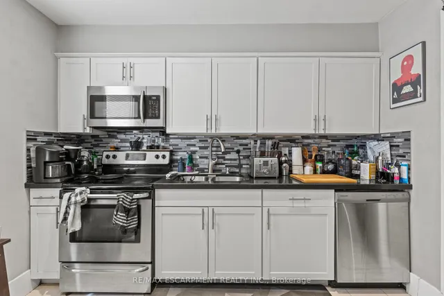 Additional image 29 of 181 West Ave