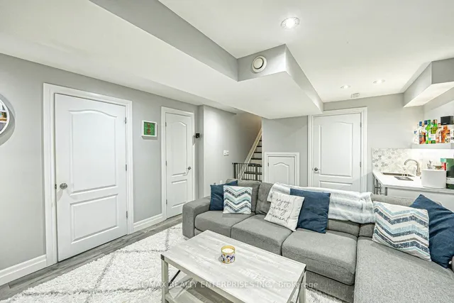 Additional image 31 of 1165 Barclay Circ