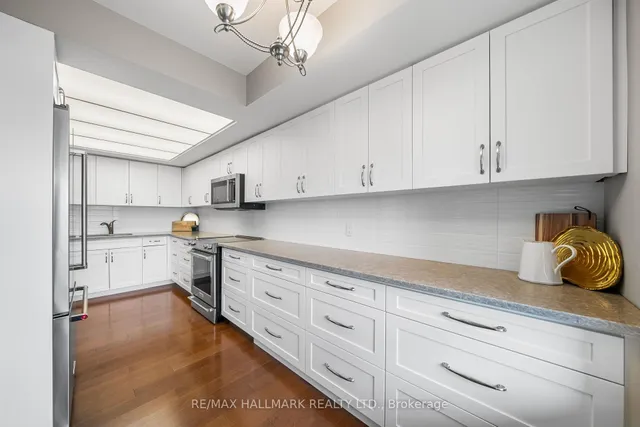 Additional image 21 of 215 Wynford Dr Unit 1001