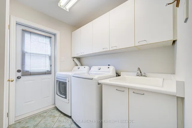 Additional image 19 of 2979 Sycamore St