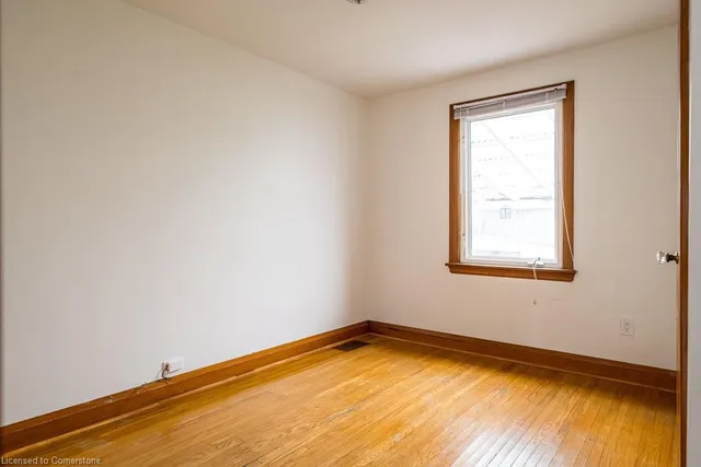 Additional image 33 of 424 Cochrane Rd