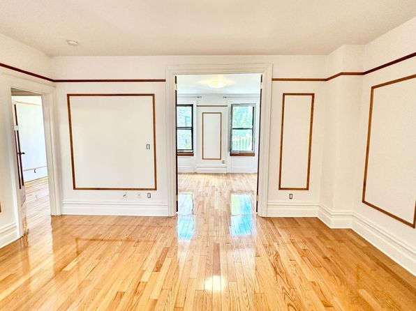 318 W 138th St APT 2R, New York, NY 10030