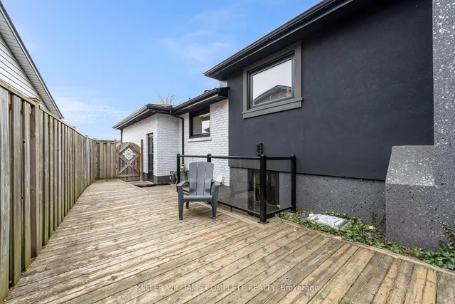 Additional image 25 of 19 Minstrel Crt