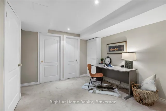 Additional image 42 of 2250 Rockingham Dr Unit 42