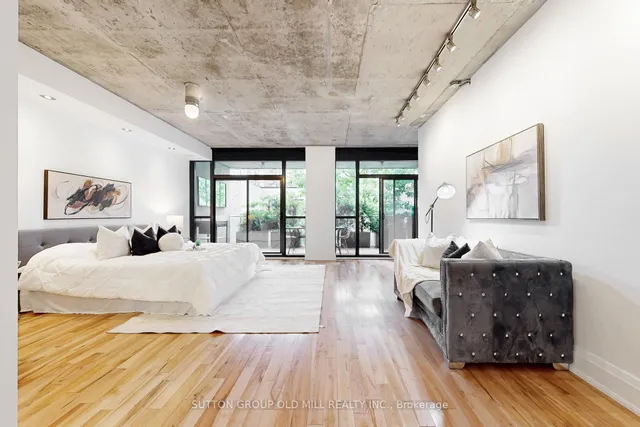 Additional image 22 of 62 Niagara St Unit 320