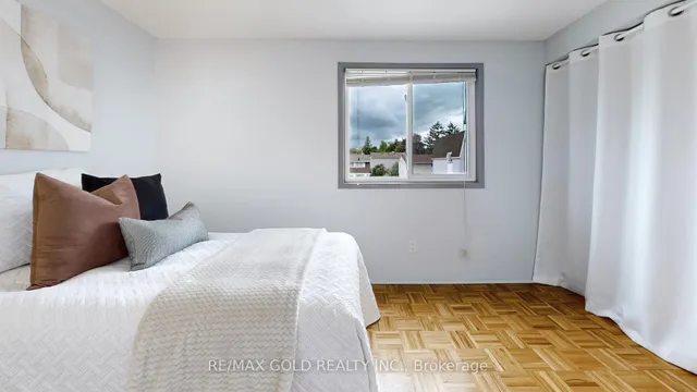 Additional image 28 of 12 Homer Sq