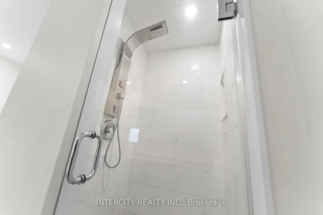 Additional image 16 of 5409 Duchess Crt