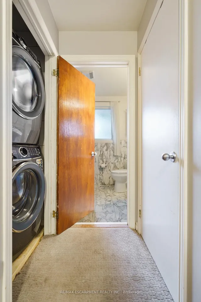 Additional image 25 of 82 Skyline Dr