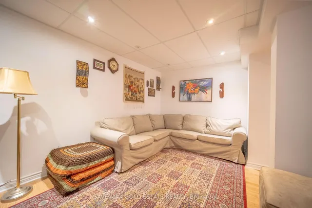 Additional image 40 of 4830 Verdi St