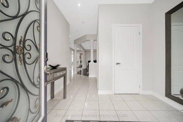 Additional image 3 of 21 Relton Circ