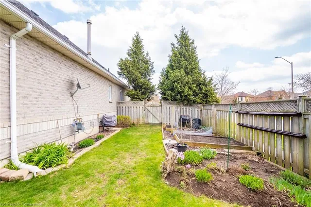 Additional image 41 of 1 Strathroy Cres