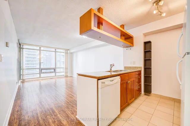 Additional image 3 of 81 Navy Wharf Crt Unit 2807