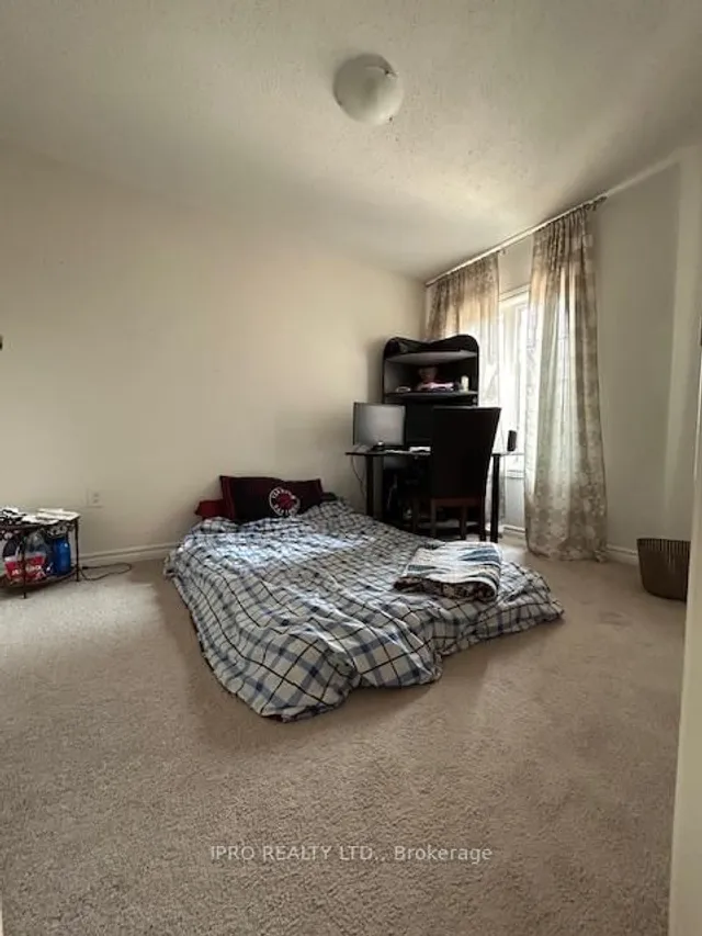 Additional image 19 of 1449 Chretien St