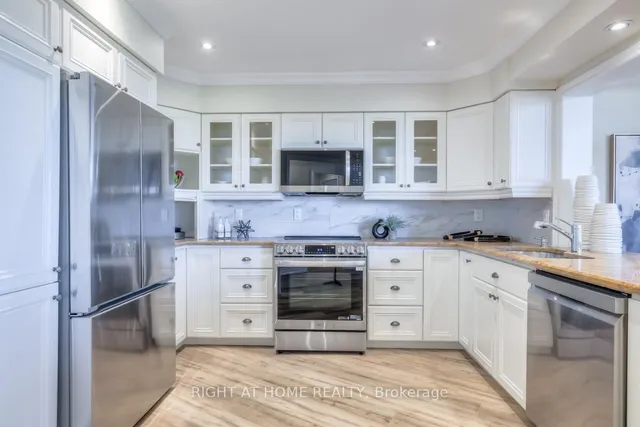 Additional image 18 of 3181 Bayview Ave Unit PH17