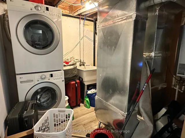 Additional image 13 of 10 Sandlyn Crt