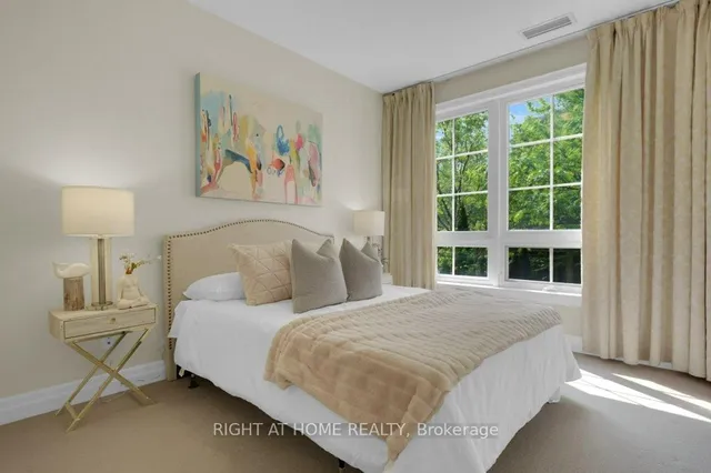 Additional image 15 of 20 Burkebrook Pl Unit 216