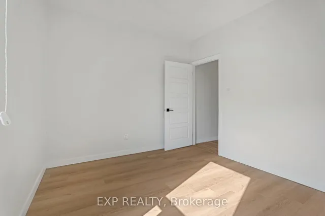 Additional image 20 of 133 Wentworth St