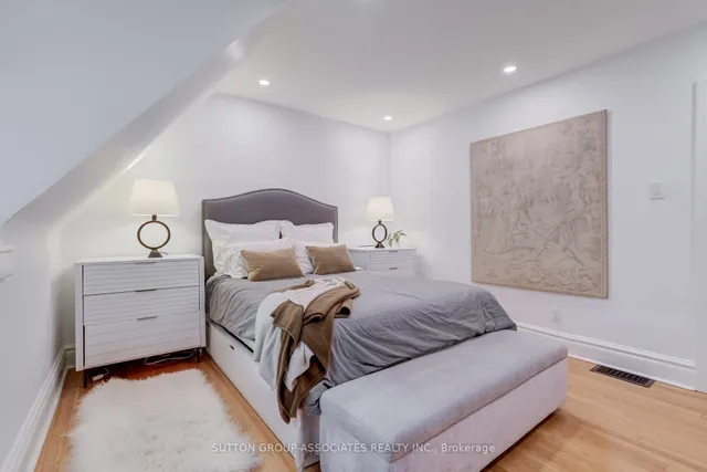 Additional image 22 of 215 Christie St