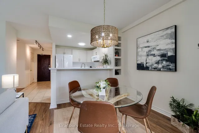 Additional image 12 of 262 Dundas St Unit 105